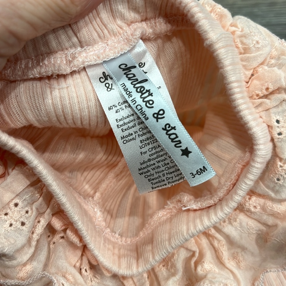 🦄5/25 Baby Ruffle Leggings - Picture 3 of 5